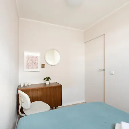 Apartment Metro Swietokrzyska Chic Warsaw