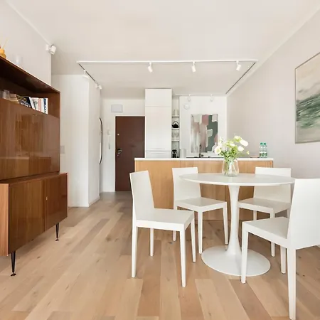 Metro Swietokrzyska Chic Apartment *